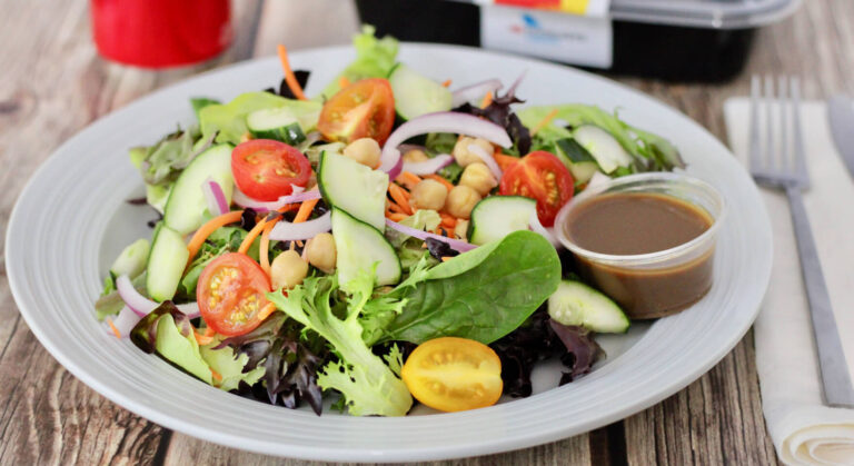 Close-up of a vibrant salad, representing food cost control for restaurant management accounting.