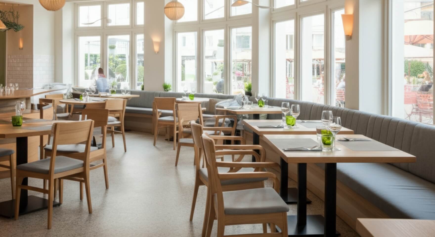 A restaurant hall ready to welcome guests thanks to a restaurant business automation program